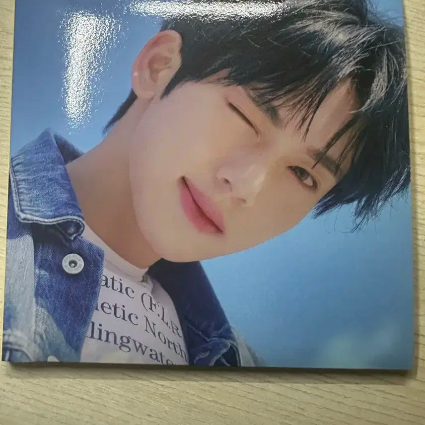 제로베이스원 한유진 미니앨범 팔아요