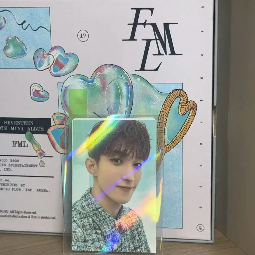 세븐틴 도겸 바람막이 포카 팔로우콘 엠디