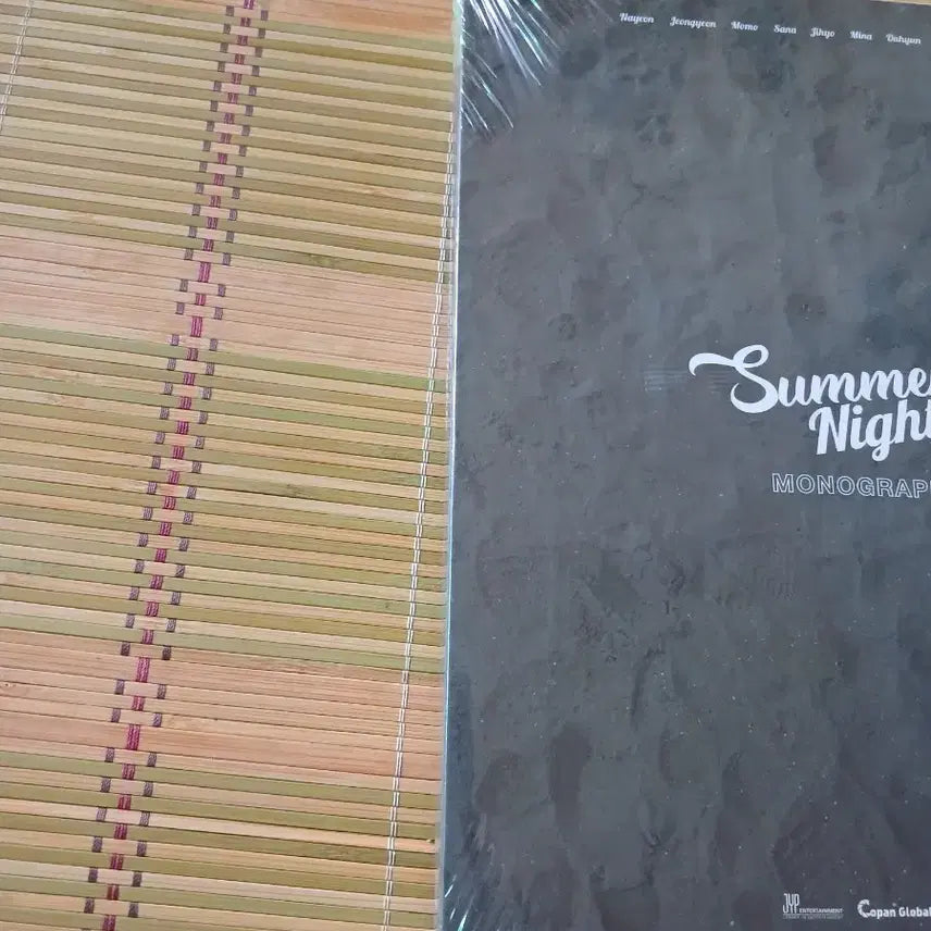 TWICE Summer Nights 모노그래프 미개봉 sealed