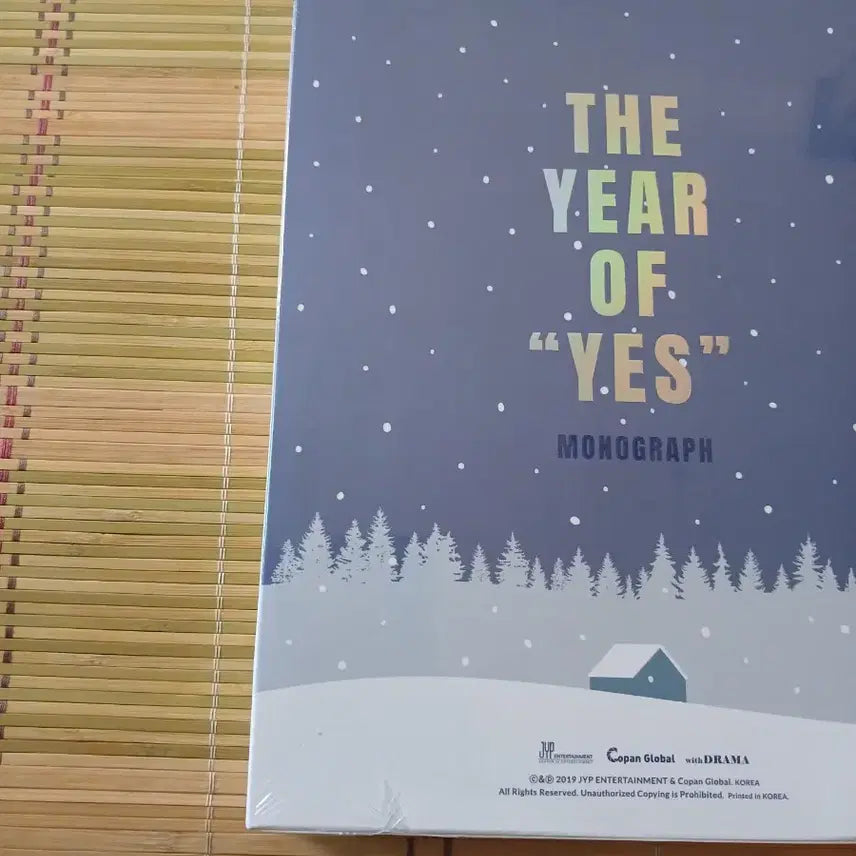 트와이스 The Year of Yes 모노그래프 미개봉 sealed