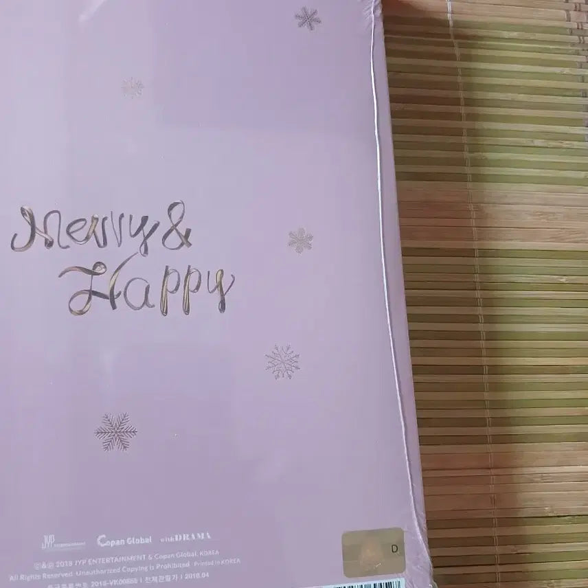 트와이스Merry&Happy 모노그래프 미개봉 sealed