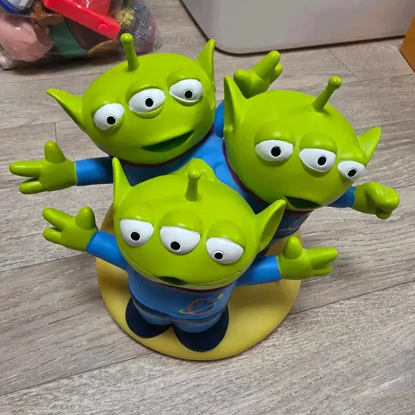알린 소프비 저금통 피규어