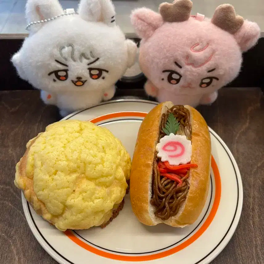 플레이브 은호 인형