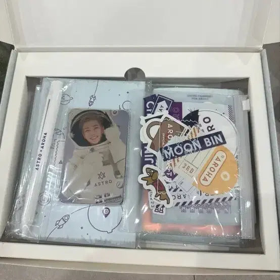 아스트로 3기 팬키트
