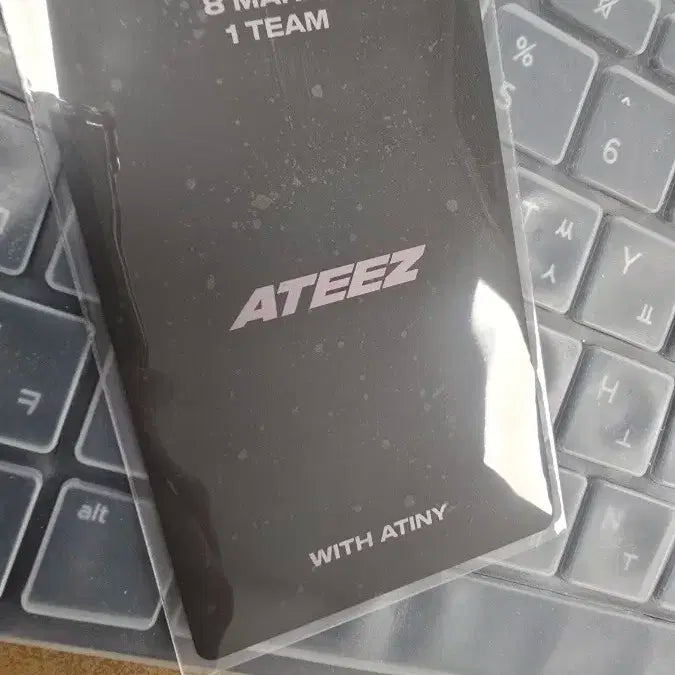 에이티즈 에이티니응원봉 단체 포카