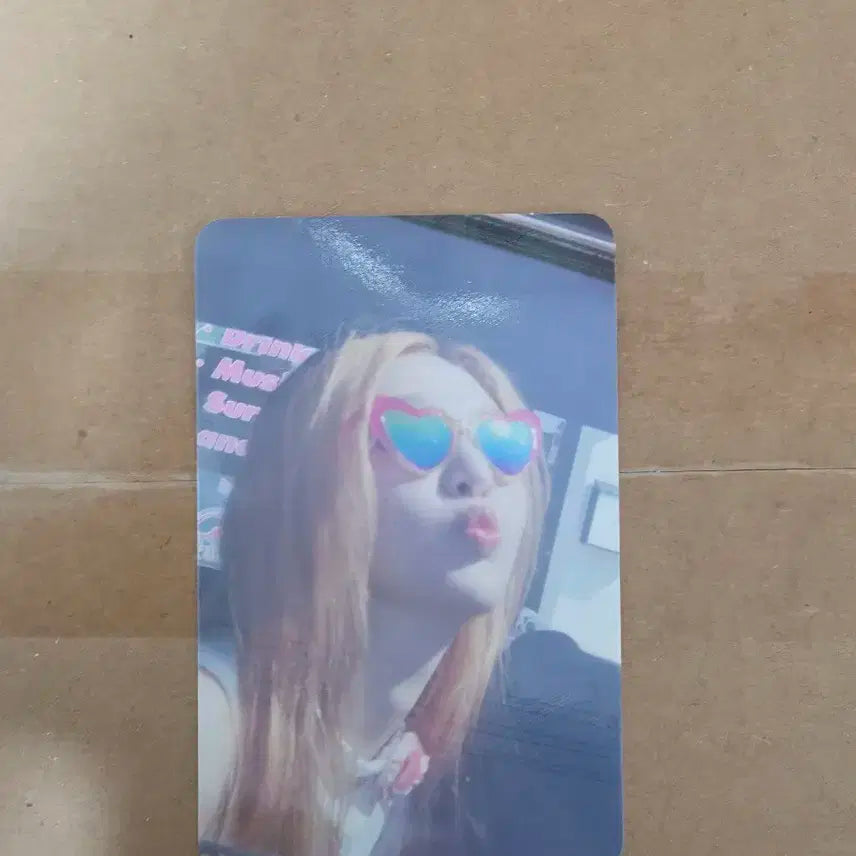 From joy with love 조이 핫트랙스 교보문고 특전 포카