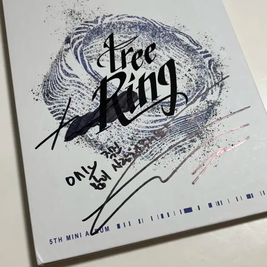 인피니트 남우현 친필 싸인 앨범 일괄 판매(tree ring/트리링 직진