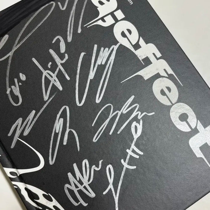 더보이즈 친필 싸인앨범(a;effect)