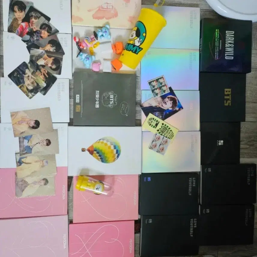 BTS 앨범, 사진, 굿즈