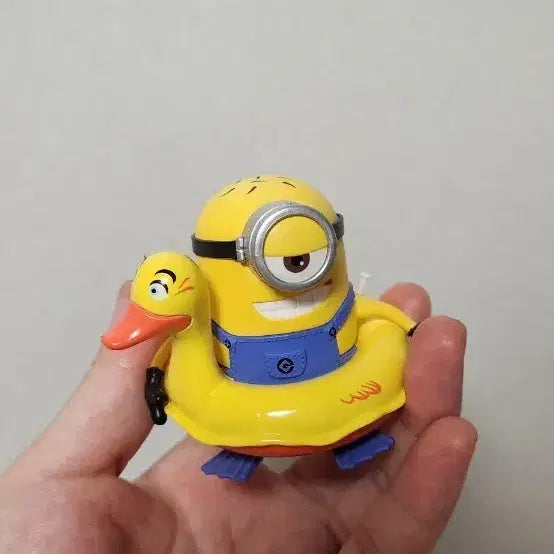 팝마트 서머시즌 미니언즈 오리튜브 피규어