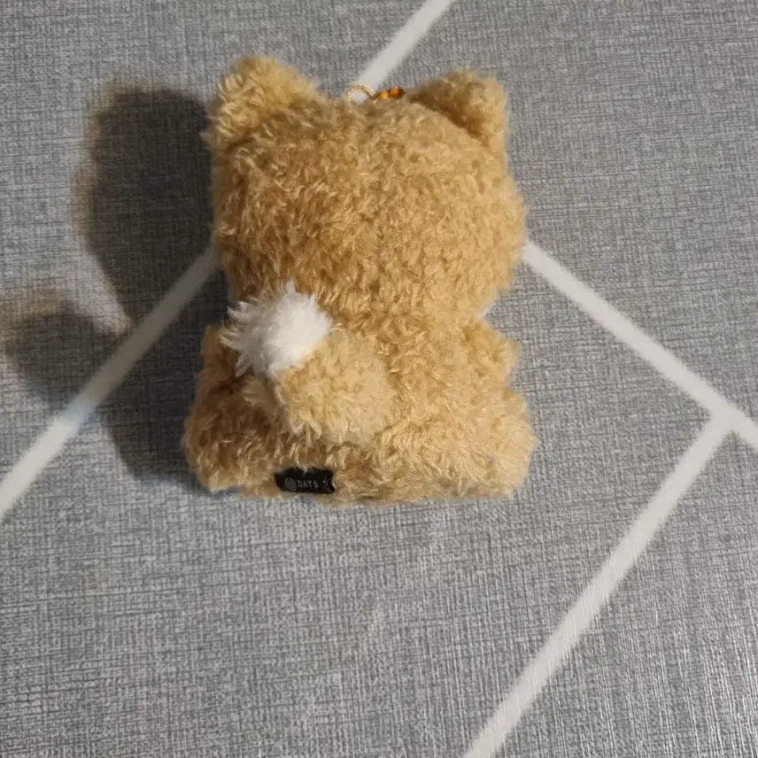 쁘띠멀즈 앉은 케