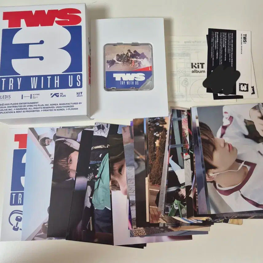 투어스 'TRY WITH US' (KIT Ver.) 개봉앨범