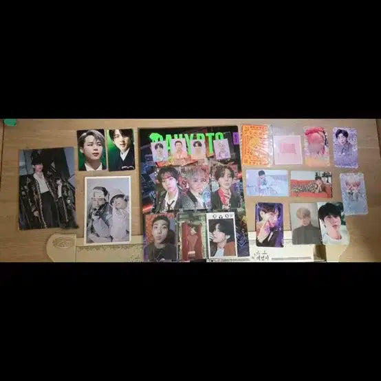 방탄소년단 굿즈 일괄로 팔아요(돈급구ㅠ)