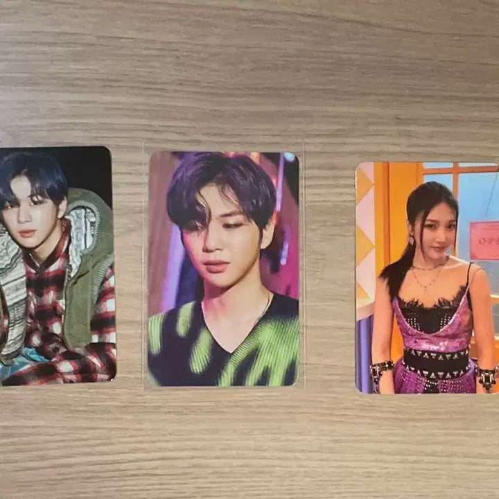 방탄소년단 굿즈 일괄로 팔아요(돈급구ㅠ)