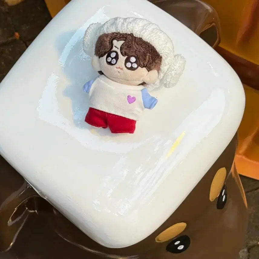 정국 꾸꾸사우나 팝업 꾹뚜기+옷2벌(미개봉)