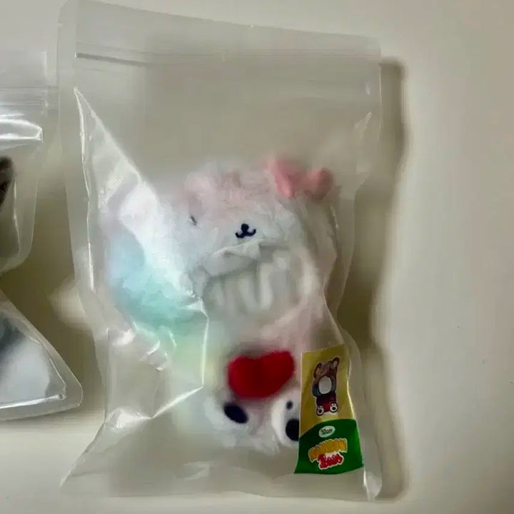 정국 꾸꾸사우나 팝업 꾹뚜기 레인보우베어옷