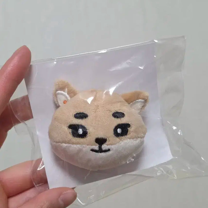 데니멀즈 소프트뱃지 - KE