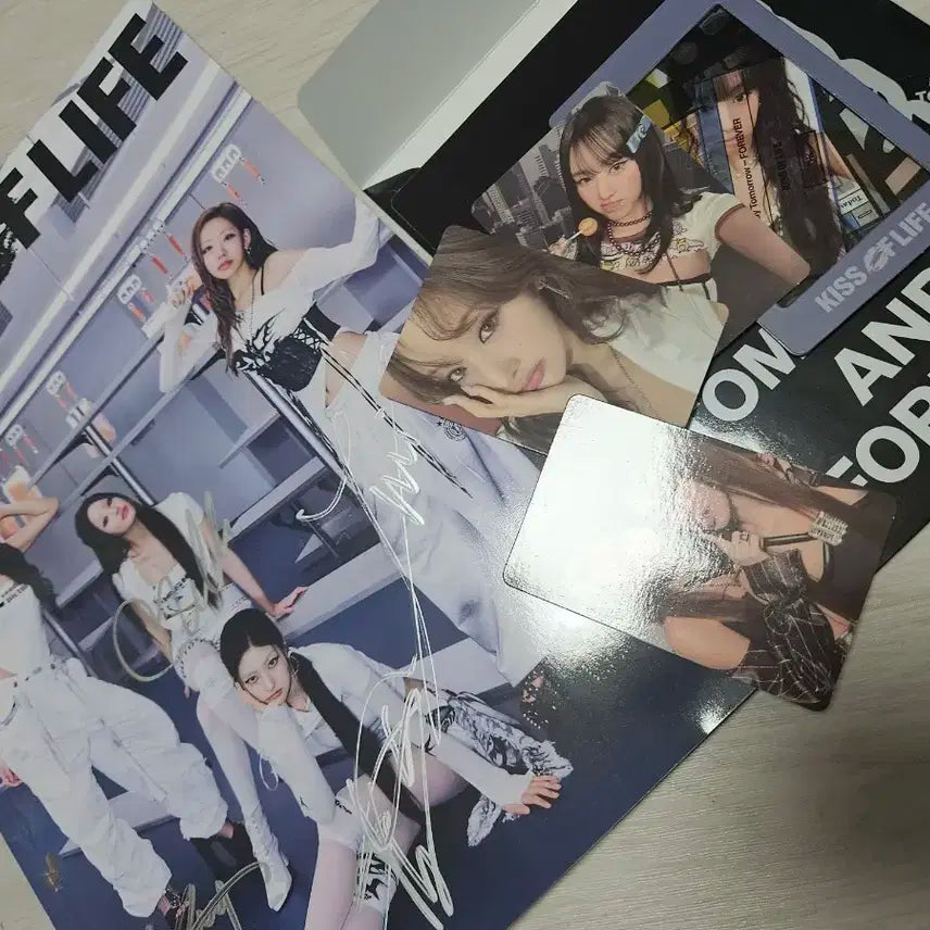 키스오브라이프 (KISS OF LIFE) 앨범 + 포토카드 싸인 비매