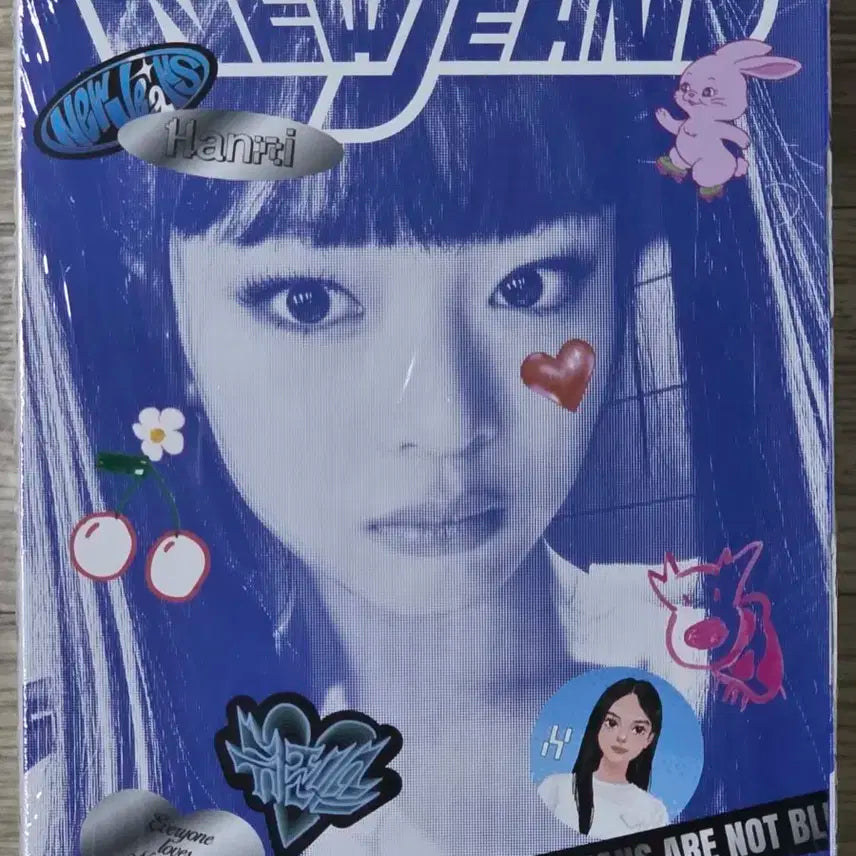 미개봉) 뉴진스 1집 블루북 앨범 어텐션 하니 BLUEBOOK HANNI