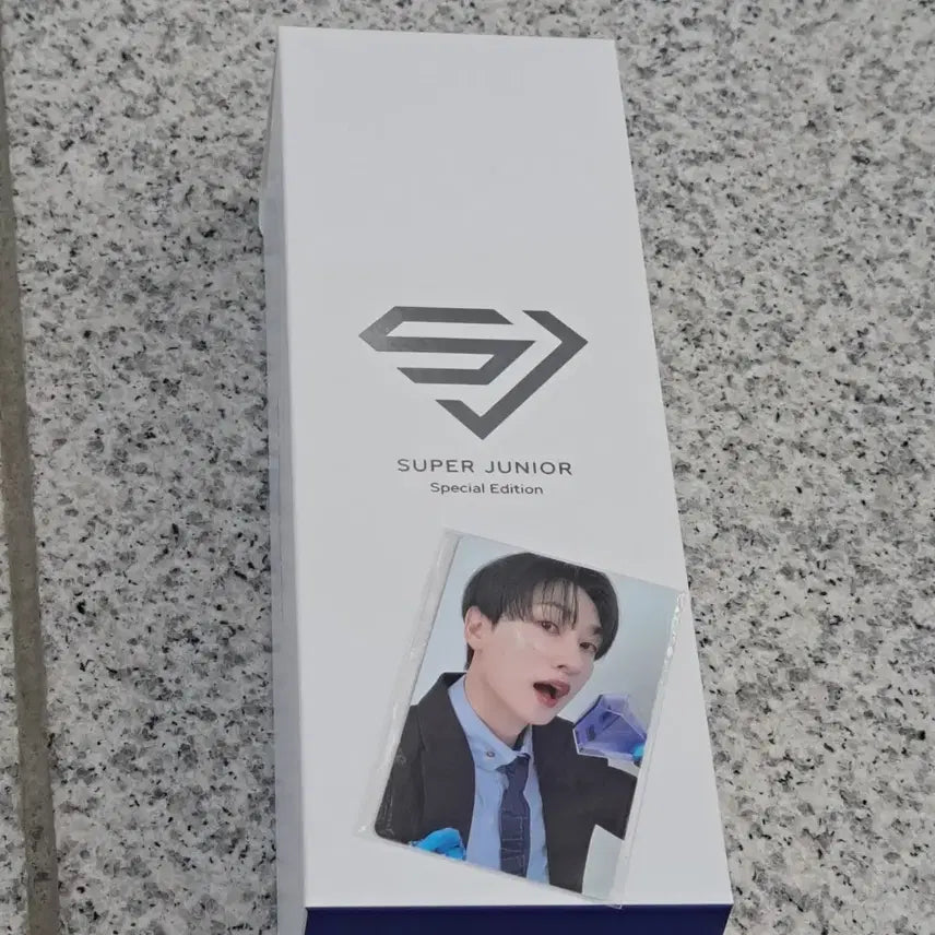 슈퍼주니어 스페셜 에디션 응원봉 + 은혁 포토카드
