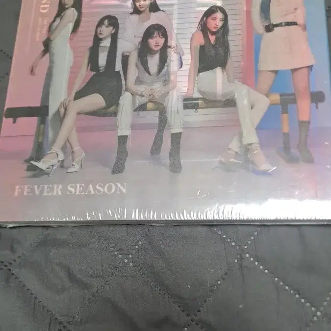 여자친구 미니7집 미개봉 팝니다