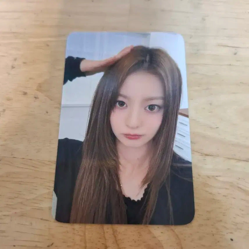 프로미스나인 나경 포카 팝니다