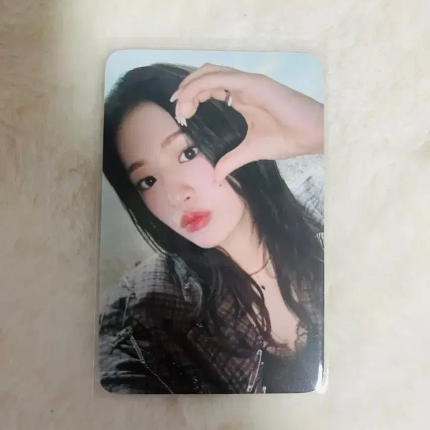아이브 유진포카판매합니자