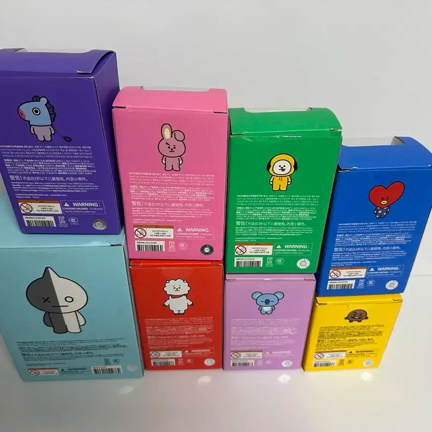 bt21 초반 버전 피규어 판매합니다