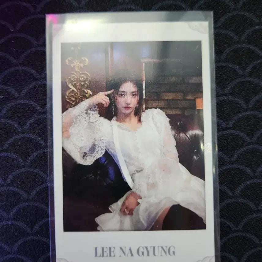 프로미스나인 이나경 2023 시즌그리팅 신나라 특전