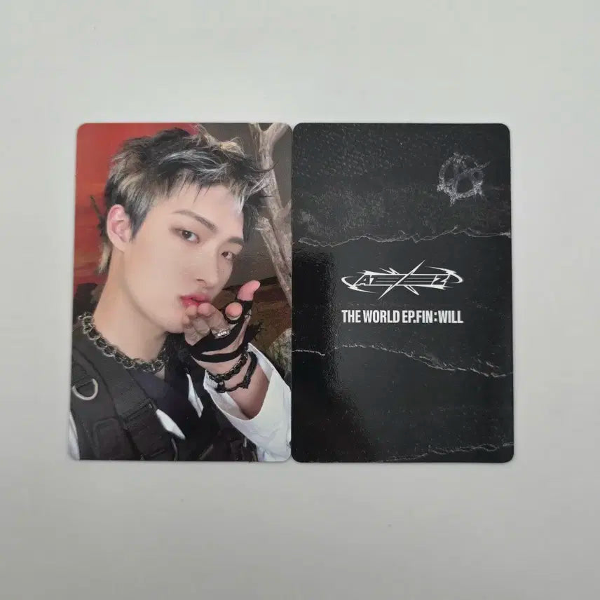 에이티즈 미친폼 미국앨범 민기포카