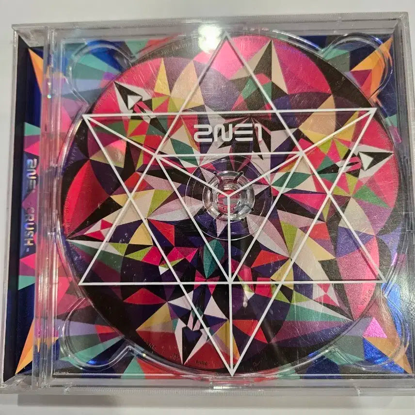 2NE1 CRUSH앨범 컬러버전