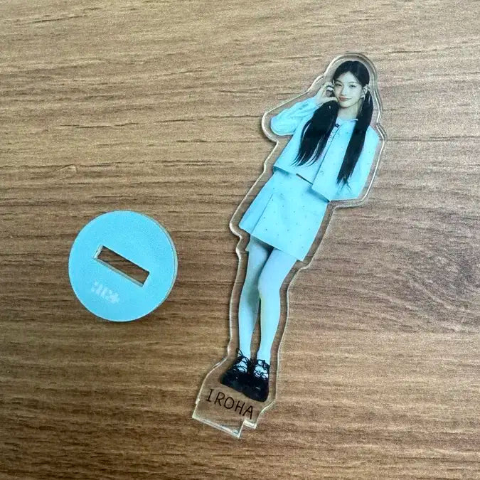 아일릿 글리터데이 아크릴 아크스타 이로하
