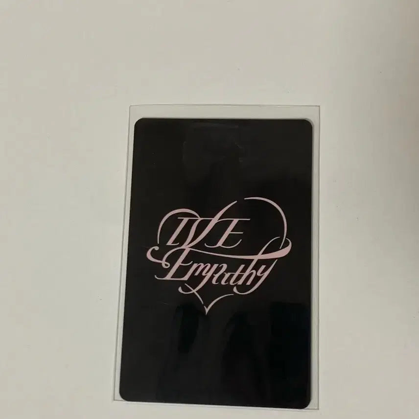 아이브 레블하트 레이 앨범 포카