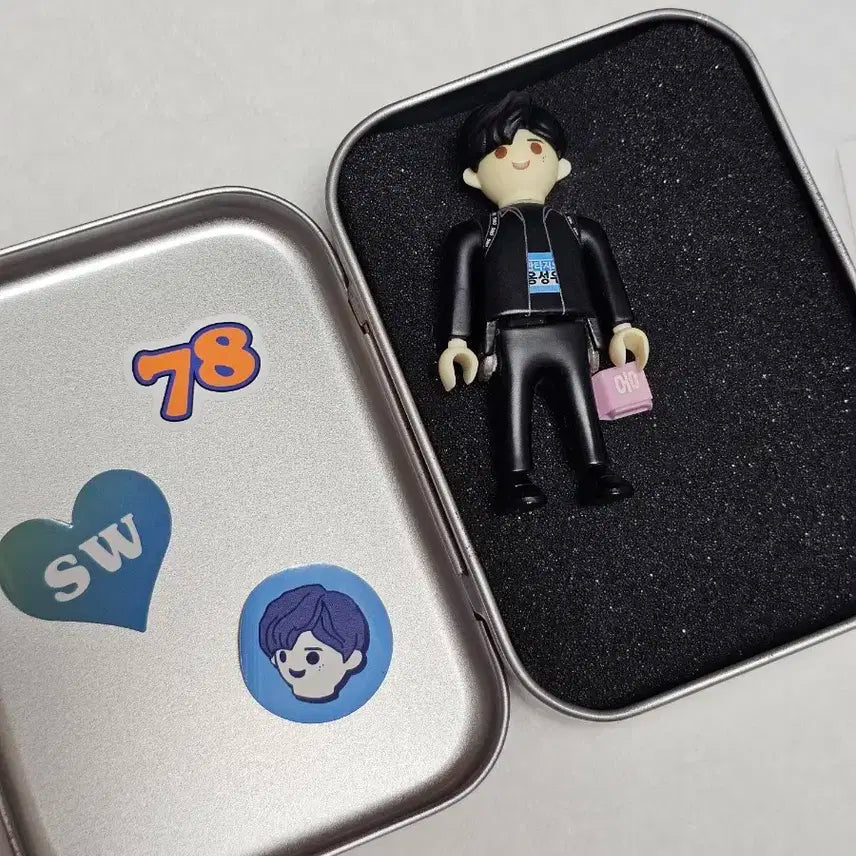 옹성우 플모즈