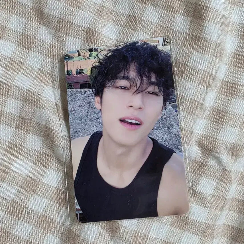 세븐틴 교보문고 10주년 럭키드로우 민규 나시민규