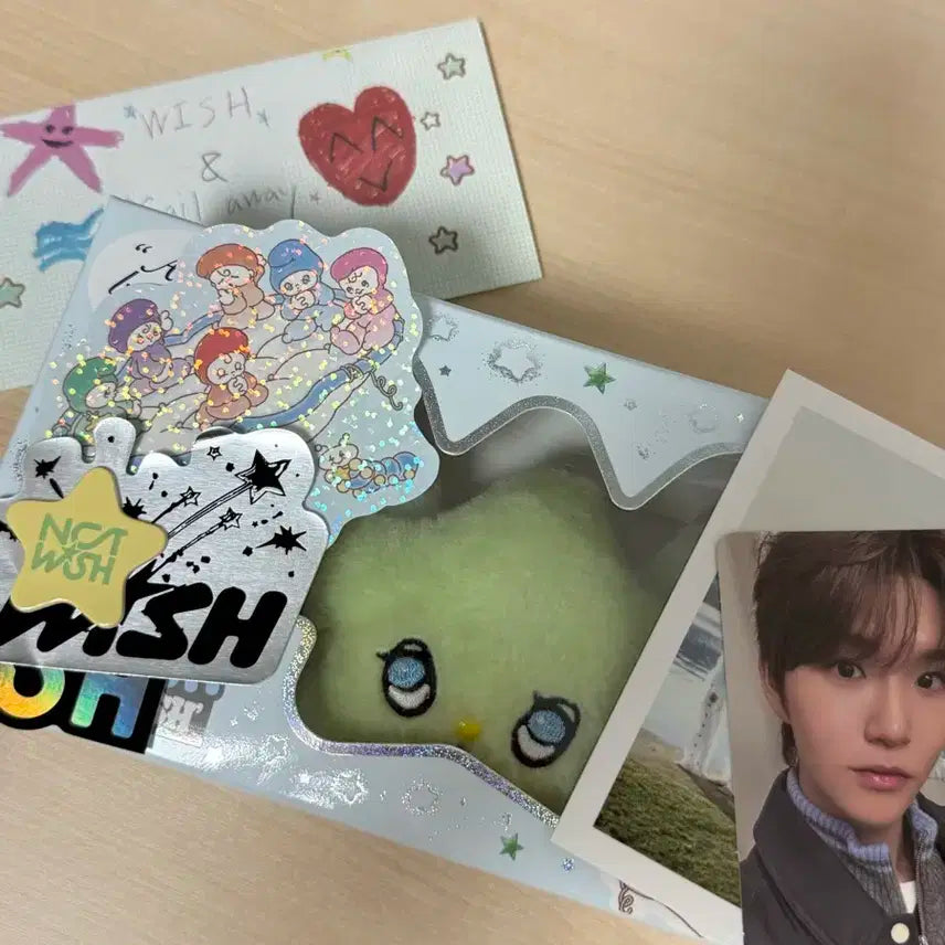 Nct wish 엔시티 위시 위츄 시온 리쿠 유우시