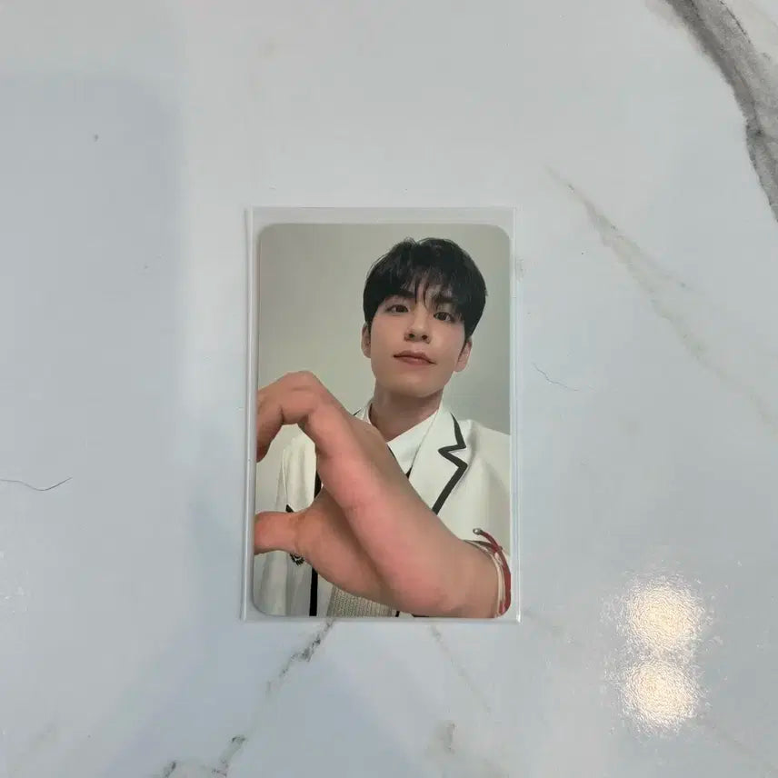 데이식스 벚꽃콘 4만원 이상 구매 원필 양면포카