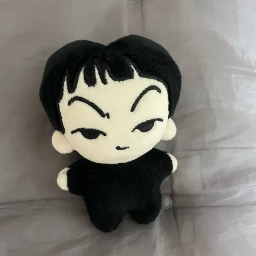 온앤오프 이션 인형 션덩이 (10cm)