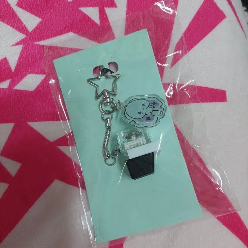 엑디즈 xcape 준한 툐낸 키캡 키링 keycap keyring 미개봉