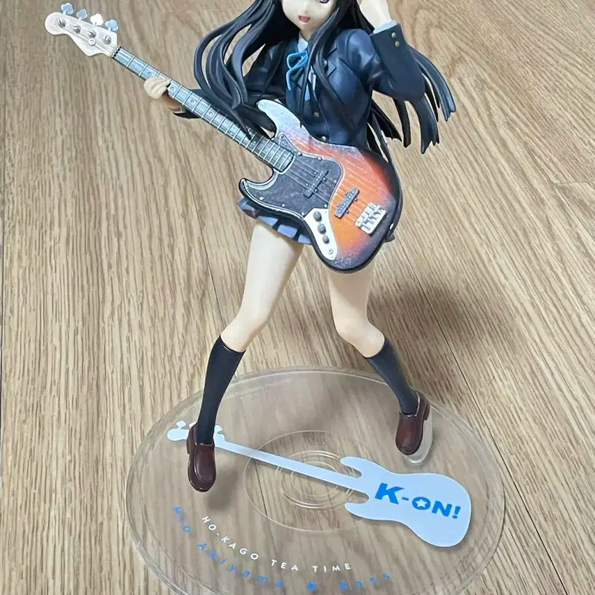 아키야마 미오 알터 피규어