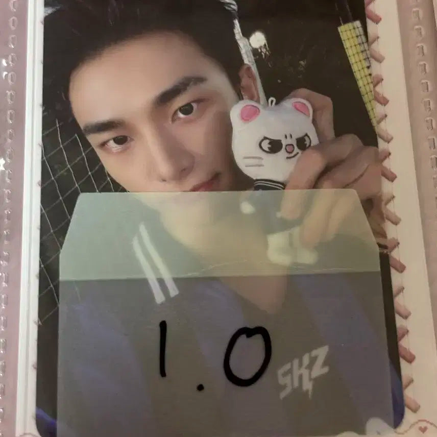 스키즈포카팔아요방찬리노창빈현진한필릭스승민아이엔