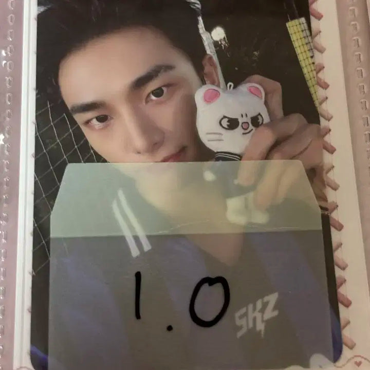 스키즈포카팔아요방찬리노창빈현진한필릭스승민아이엔