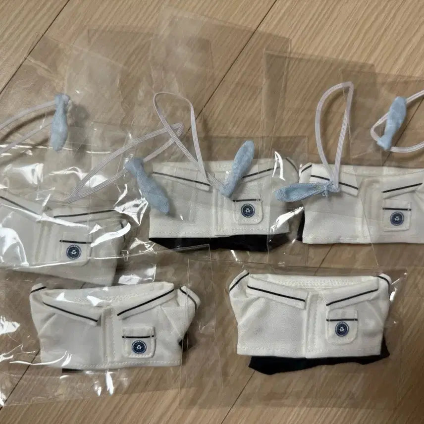 (미개봉, 담비님 공구) 플레이브 인형 솜깅 옷 육여름 여여름 교복