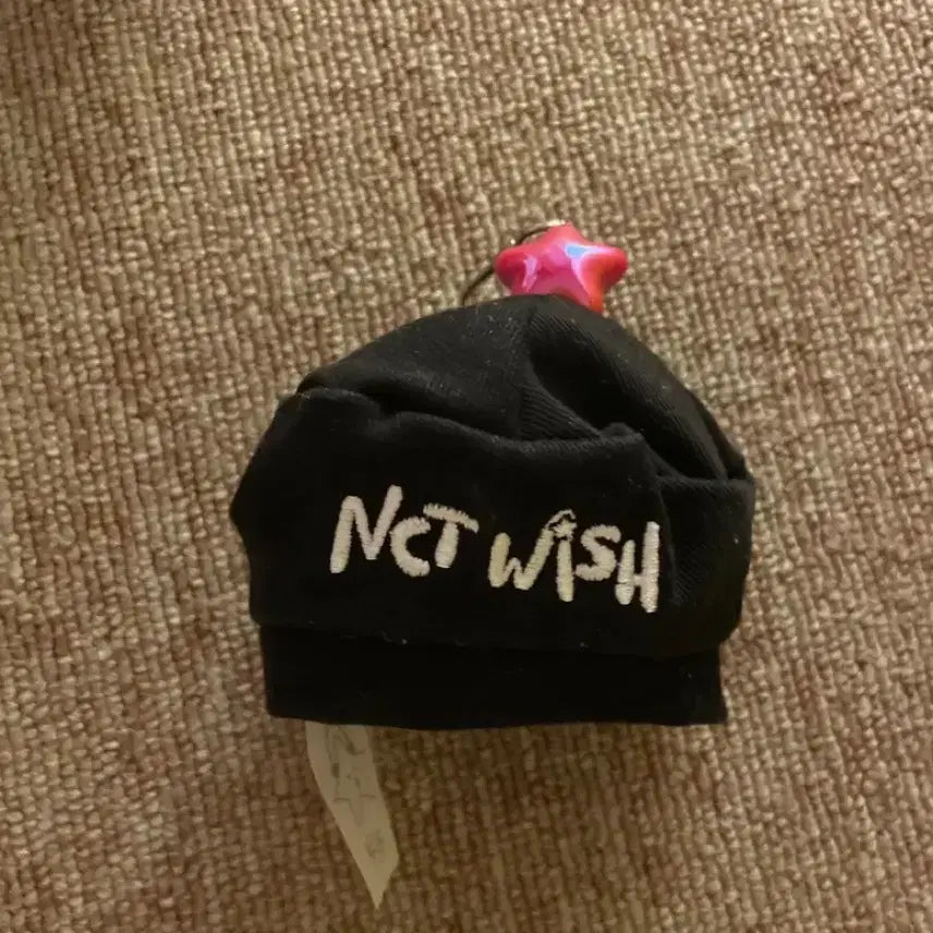 NCT WISH 1주년 베레모 키링