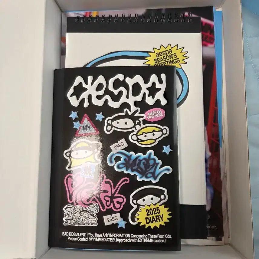 에스파 2025시즌그리팅 판매합니다(포카,특전폴라 제외)