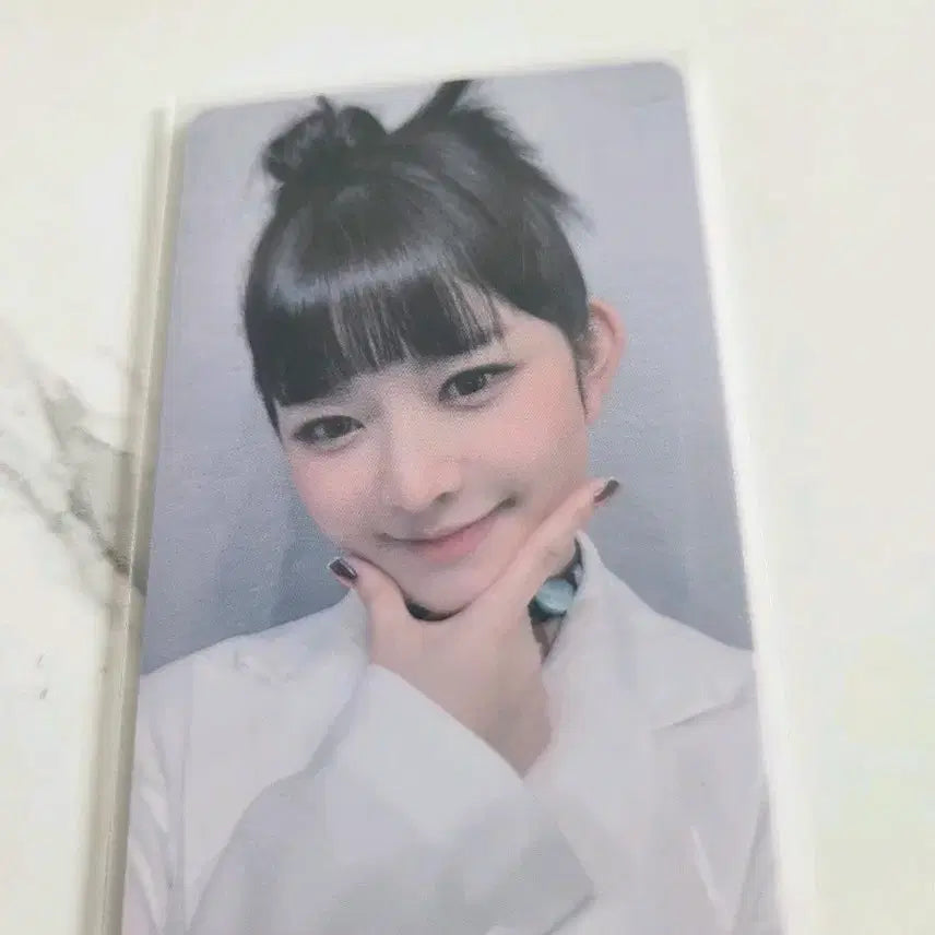 아이브 일레븐 사웨 럭드 레이