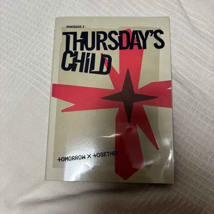 투바투 투모로우바이투게더 앨범 THURSDAYS CHILD