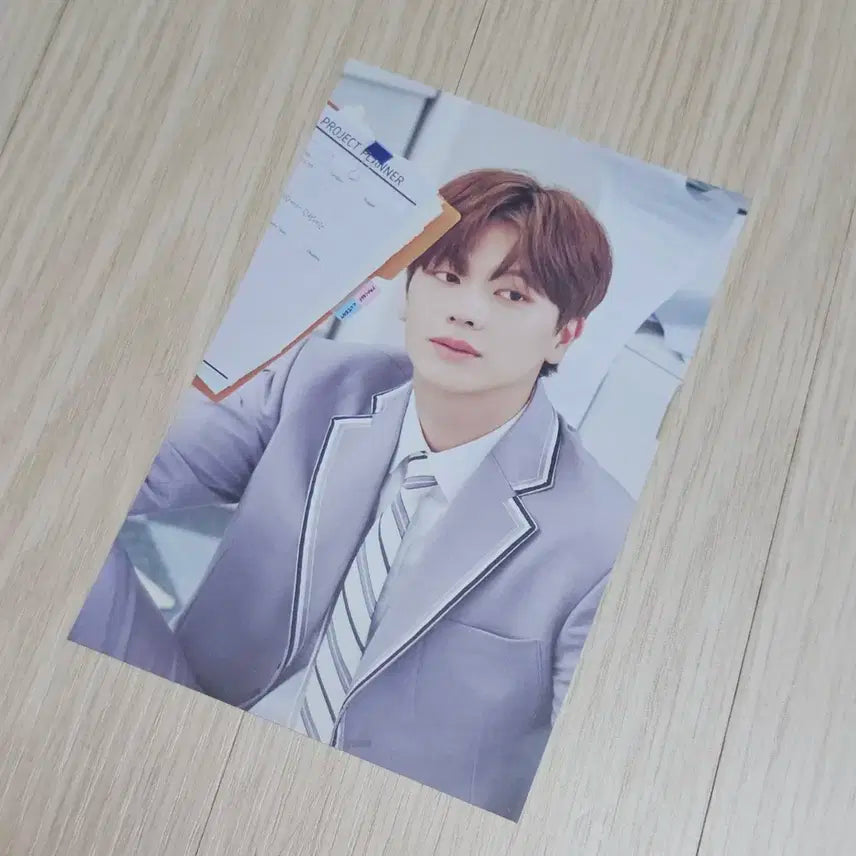 육성재 비투비 5기팬미팅 팬부스 엽서 사진