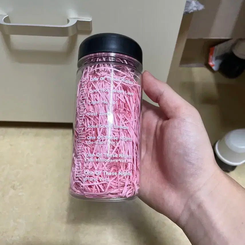 레드벨벳 조이 친필싸인 보틀 판매합니다(응모 이벤트 상품)