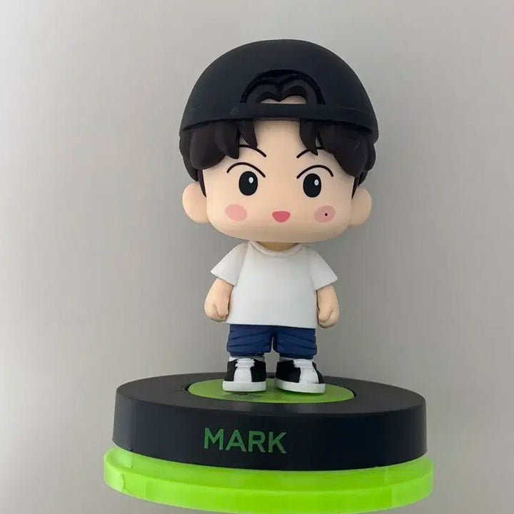 희귀템|엔시티 일이칠 마크 피규어 cgv nct127 mark